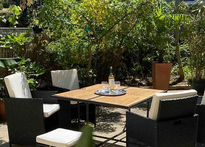 Calme Et Terrasse Arboree En Centre Διαμέρισμα